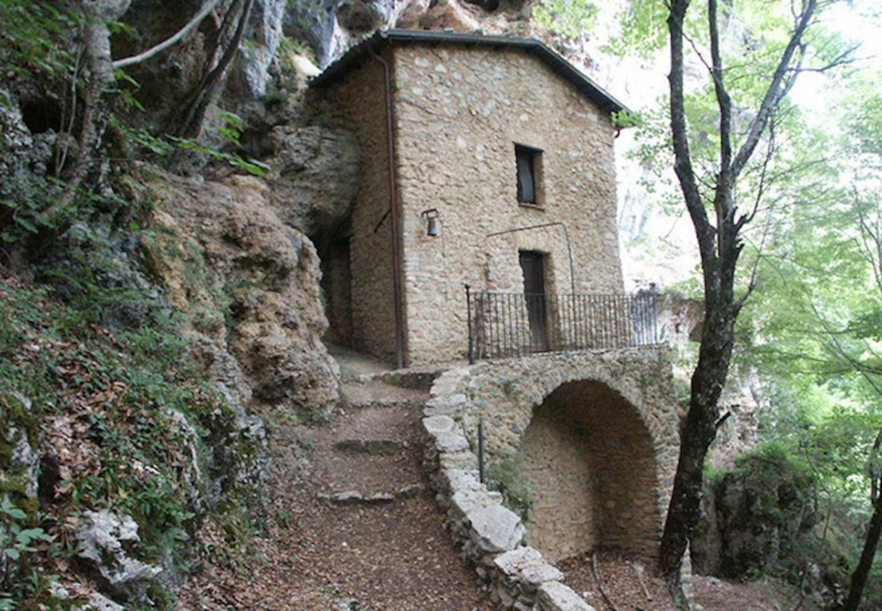 B&B Fiume Morino Εξωτερικό φωτογραφία